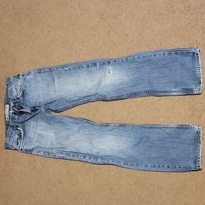 Bullhead straight fit 30x32